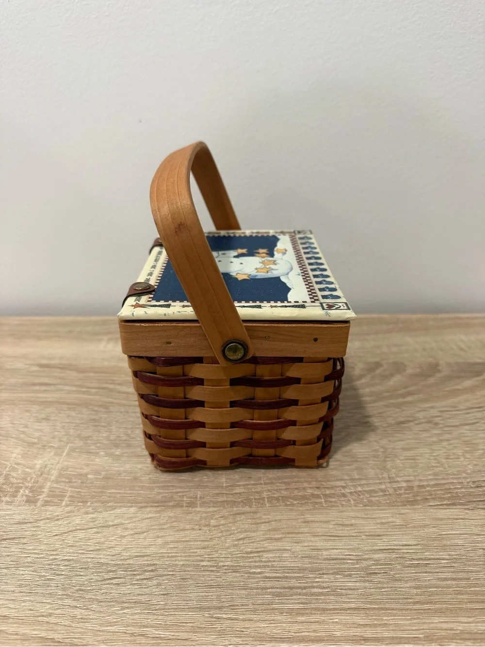Vintage Woven Christmas Picnic Basket Snowman Angel Lid Leather Hinged Handle